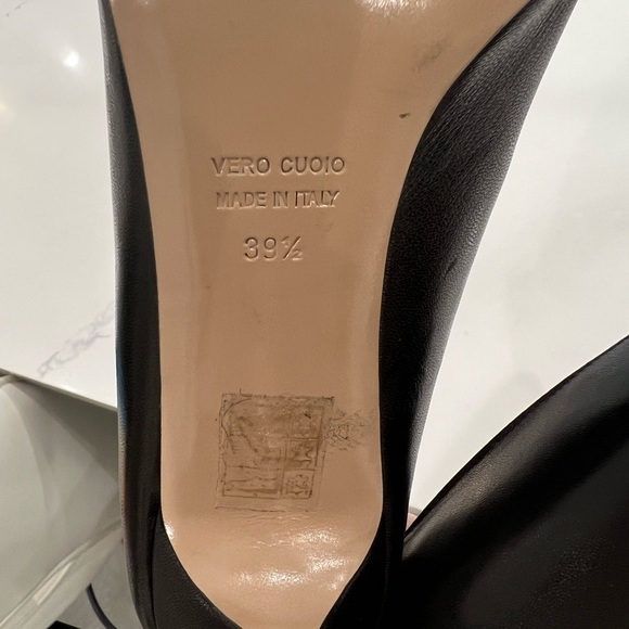 275 CENTRAL Black classic leather pointy toe pumps size 39.5 - Picture 6 of 6